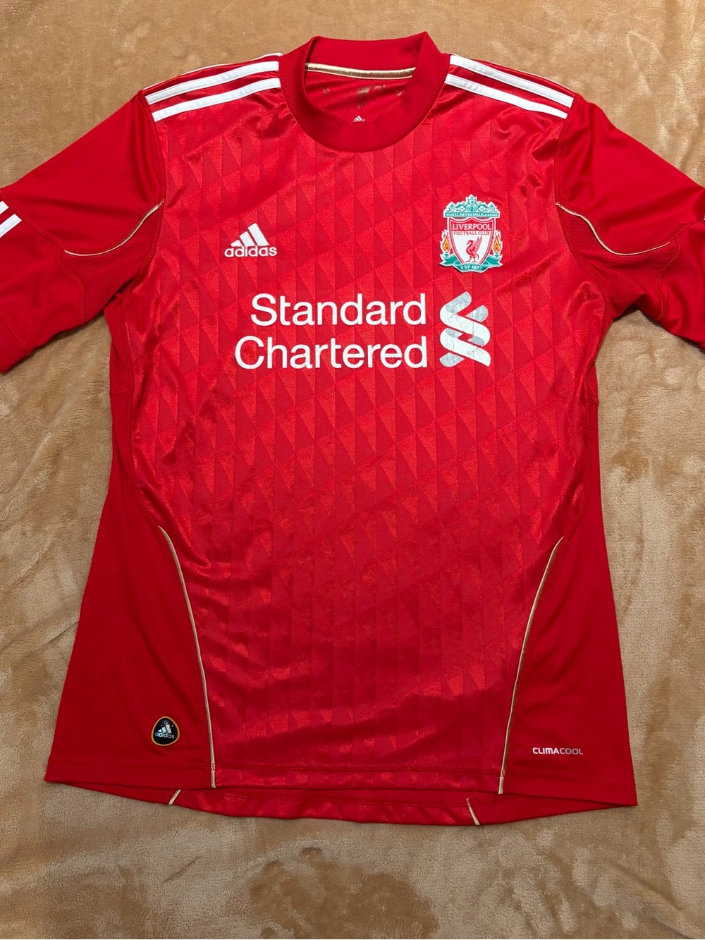 adidas Liverpool FC 2010/2011 Home  Jersey with Luis Suarez nameset #7